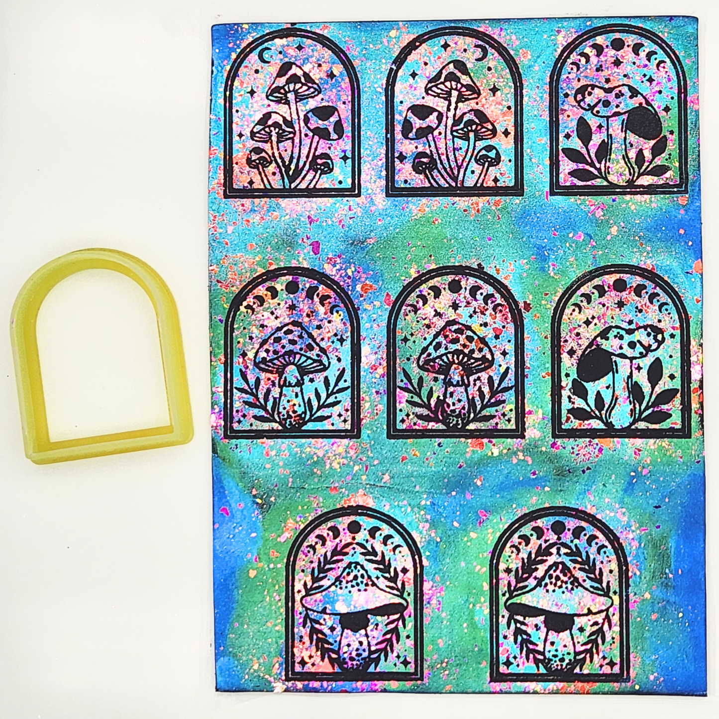 Celestial Mushroom Arch Silk Screen & Matching Cutter