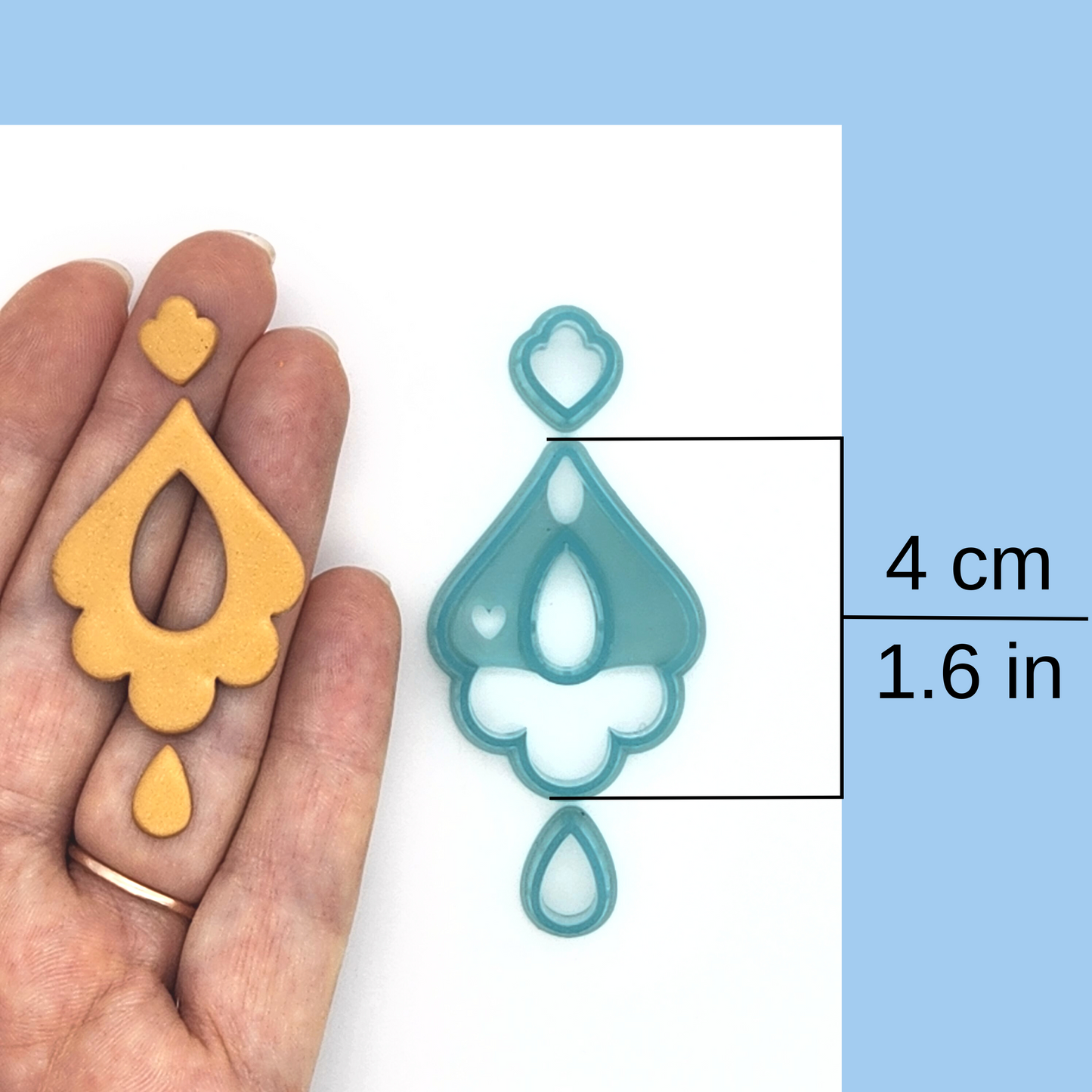 Yasmine Dangle Set