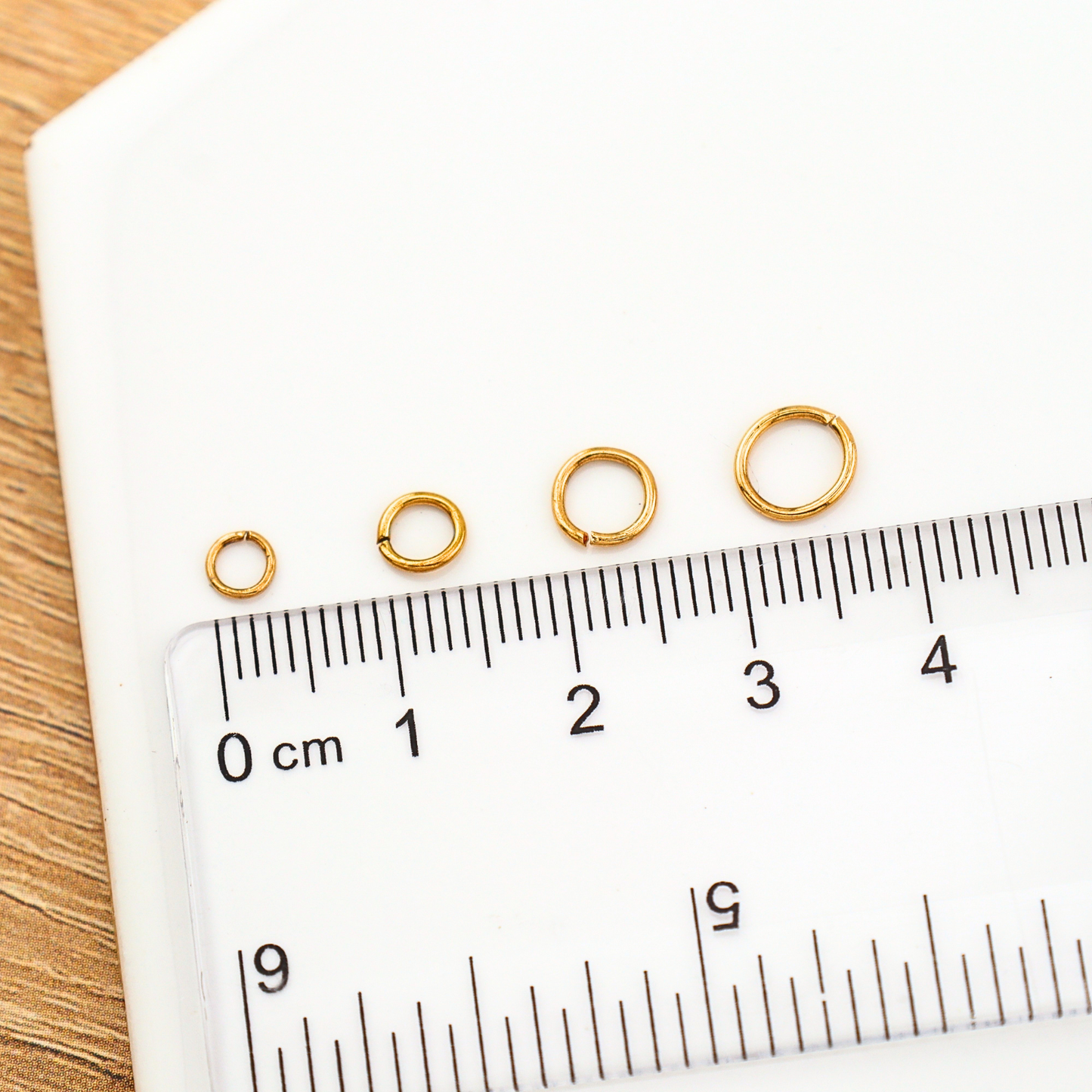 Gold Stainless Steel Jump Rings - Monarch Pine (100 Pieces)