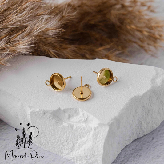 Gold Stainless Steel Bezel Studs with Connector Loop - Monarch Pine (10 Pieces)