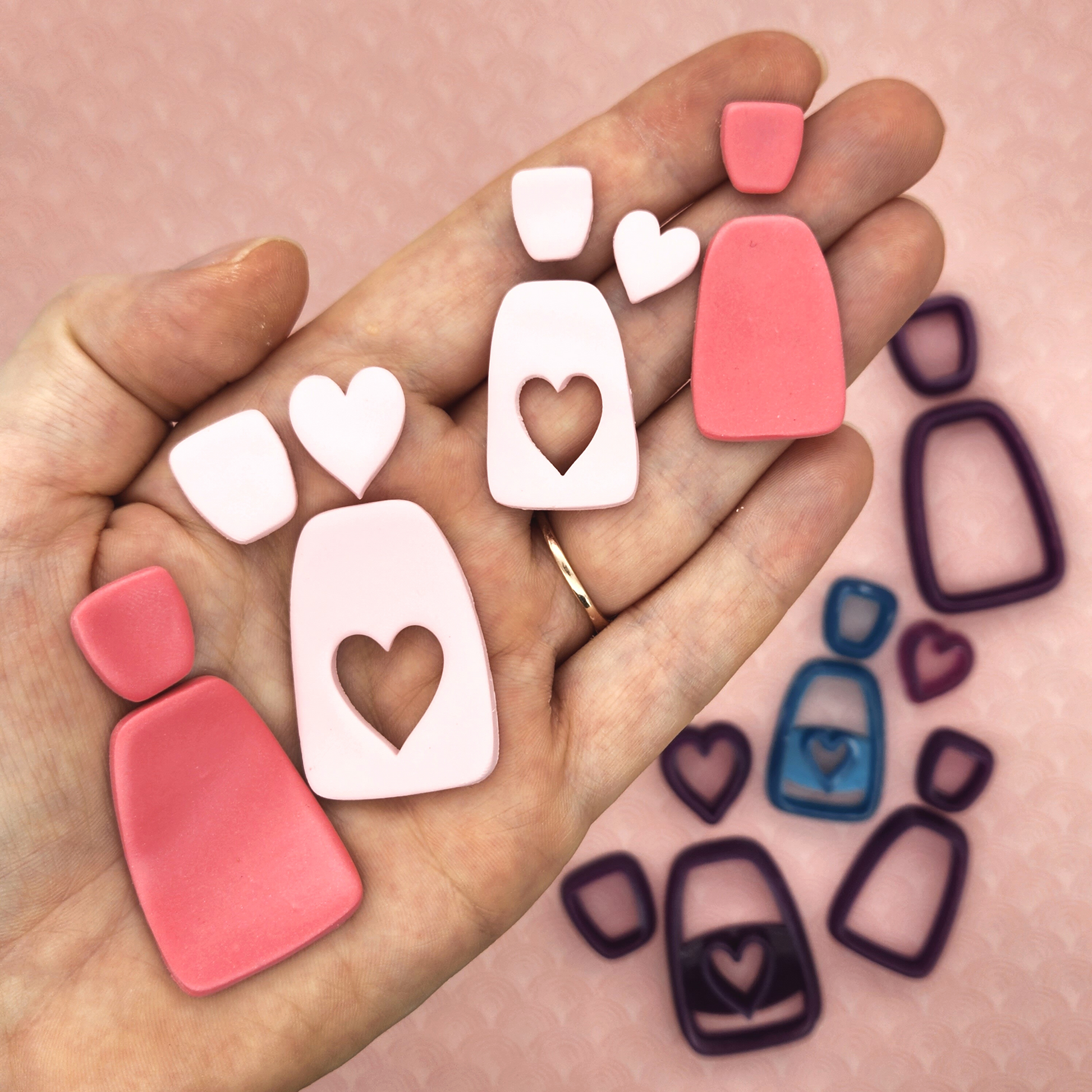 Sample polymer clay Amara set finish product, shows both outline and cutout set, and the different sizes available