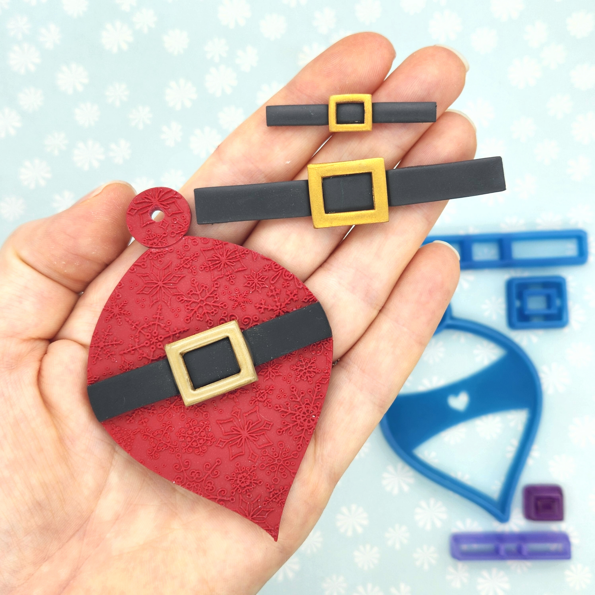 Santa Belt Polymer Clay Cutter Details