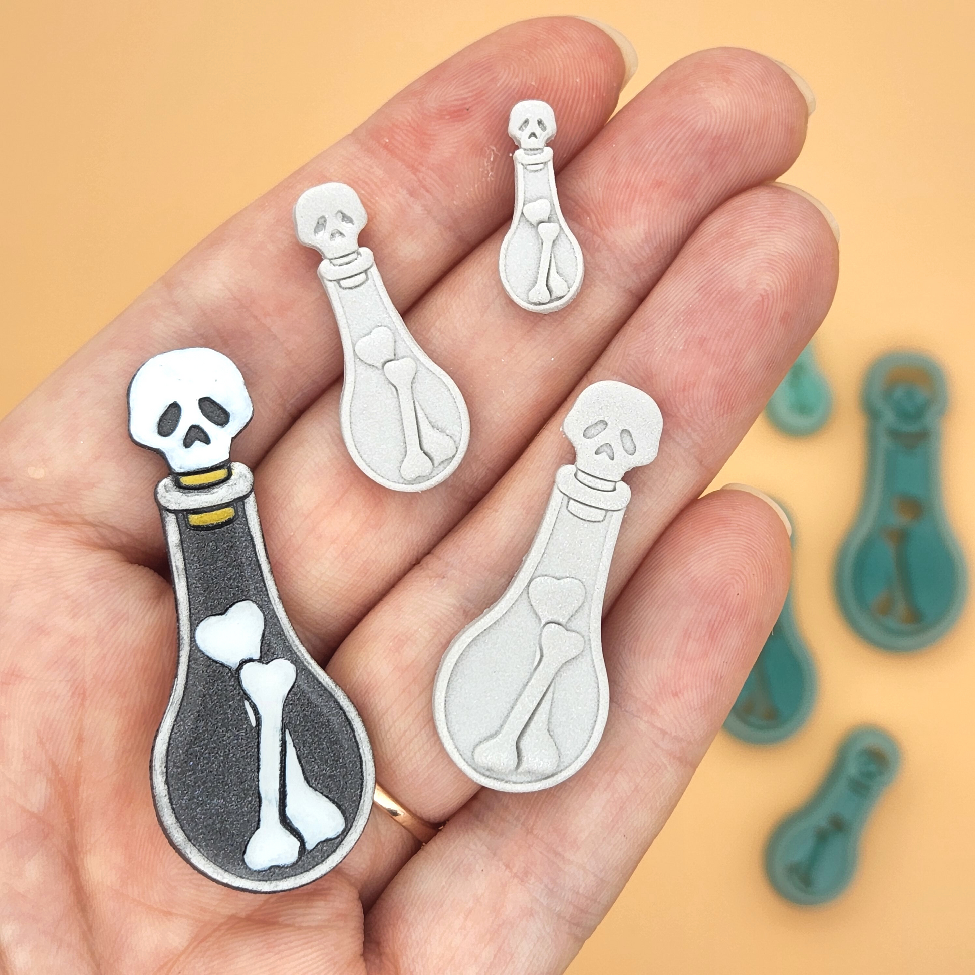 Skull Bottle Potion Polymer Clay Cutters for Halloween