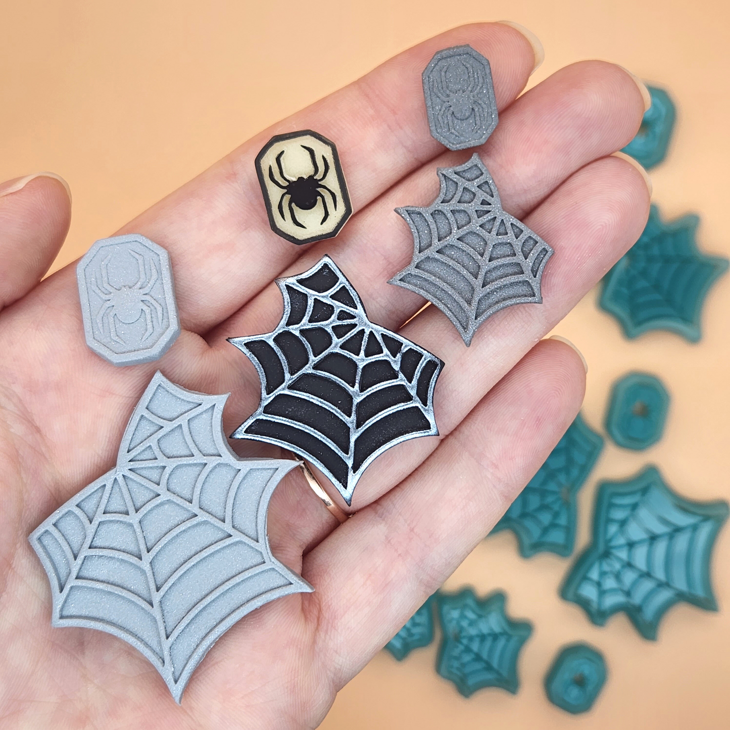 Spider Webs & Spider Stud - Mirrored Set