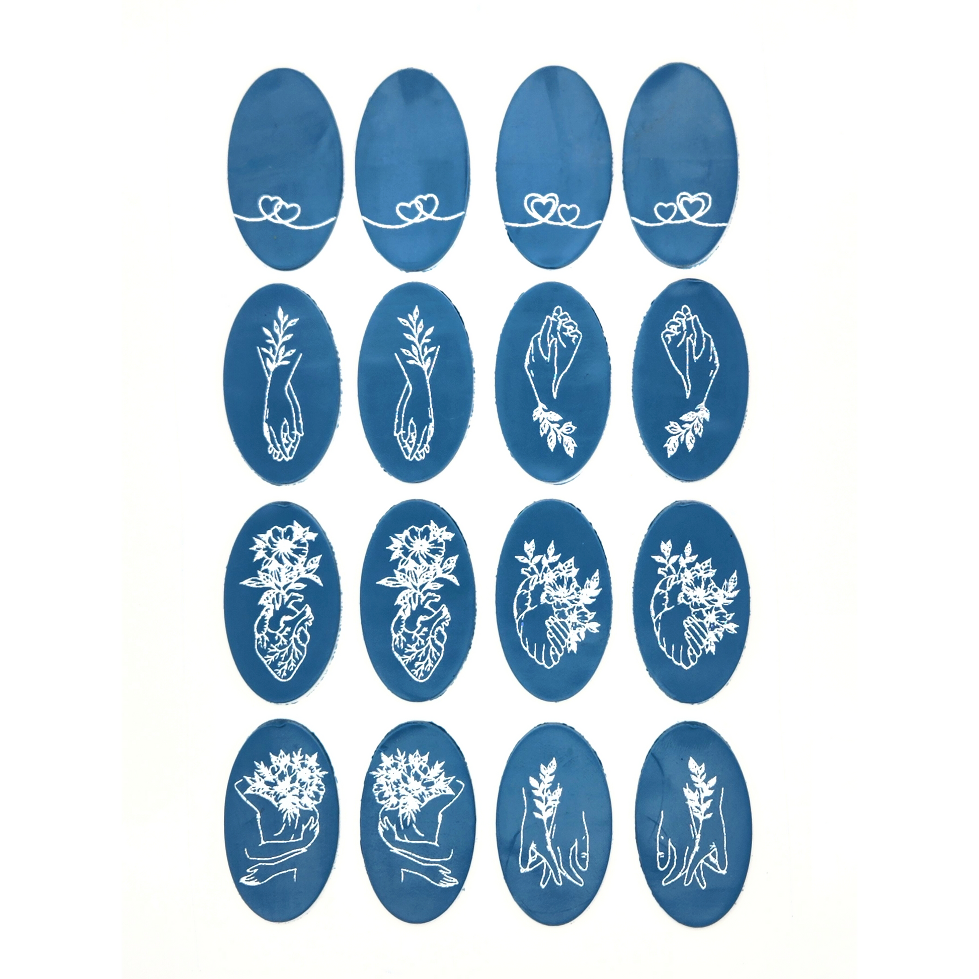 Floral Romance Silk Screen, already cut with the matching oval cutter