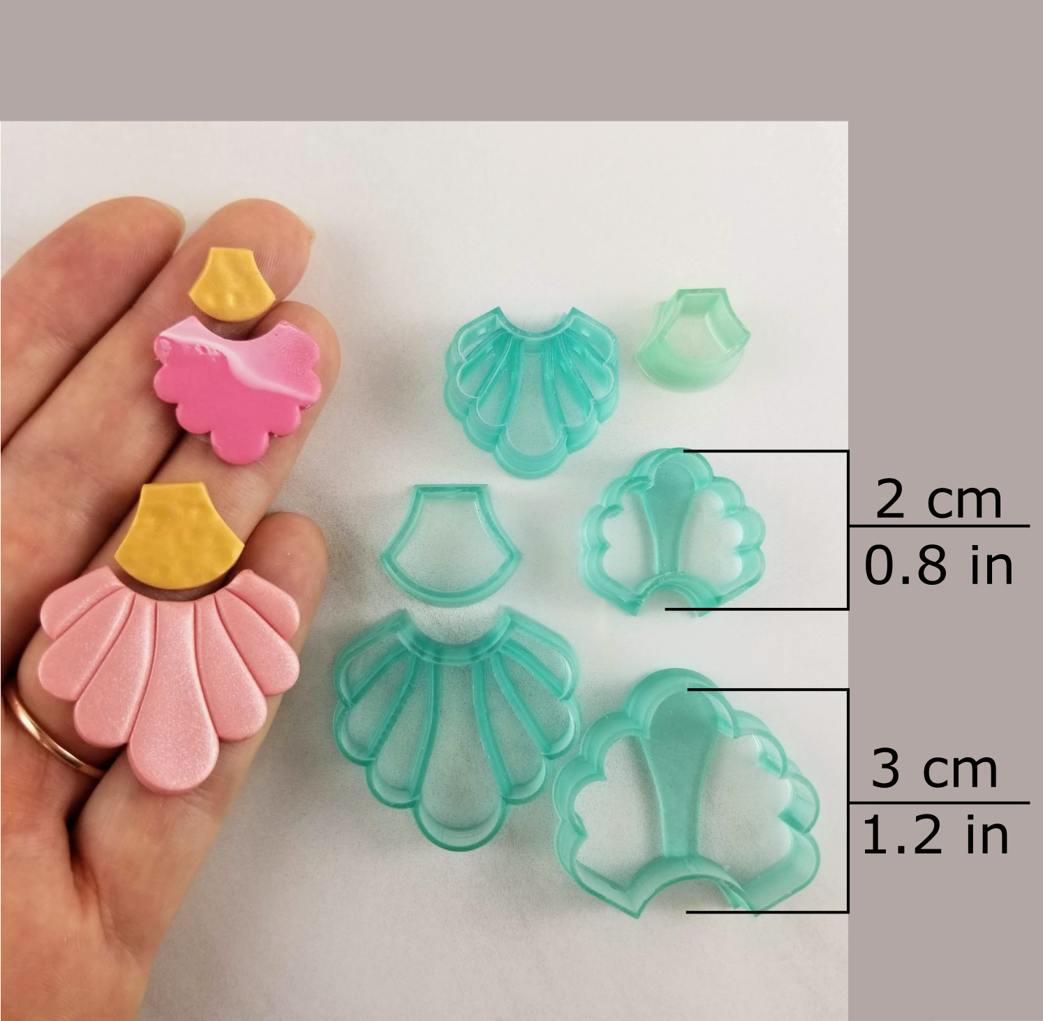 The Art deco flower set available sizes, 2 centimeters / 0.8 inches, 3 centimeters / 1.2 inches
