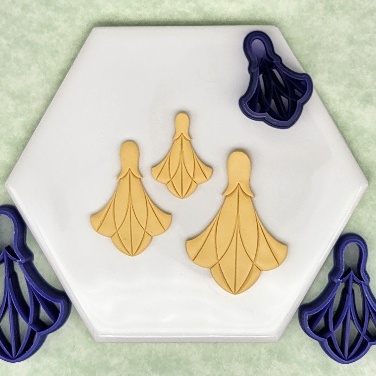 Art deco trumpet flower shape debossing polymer clay cutter