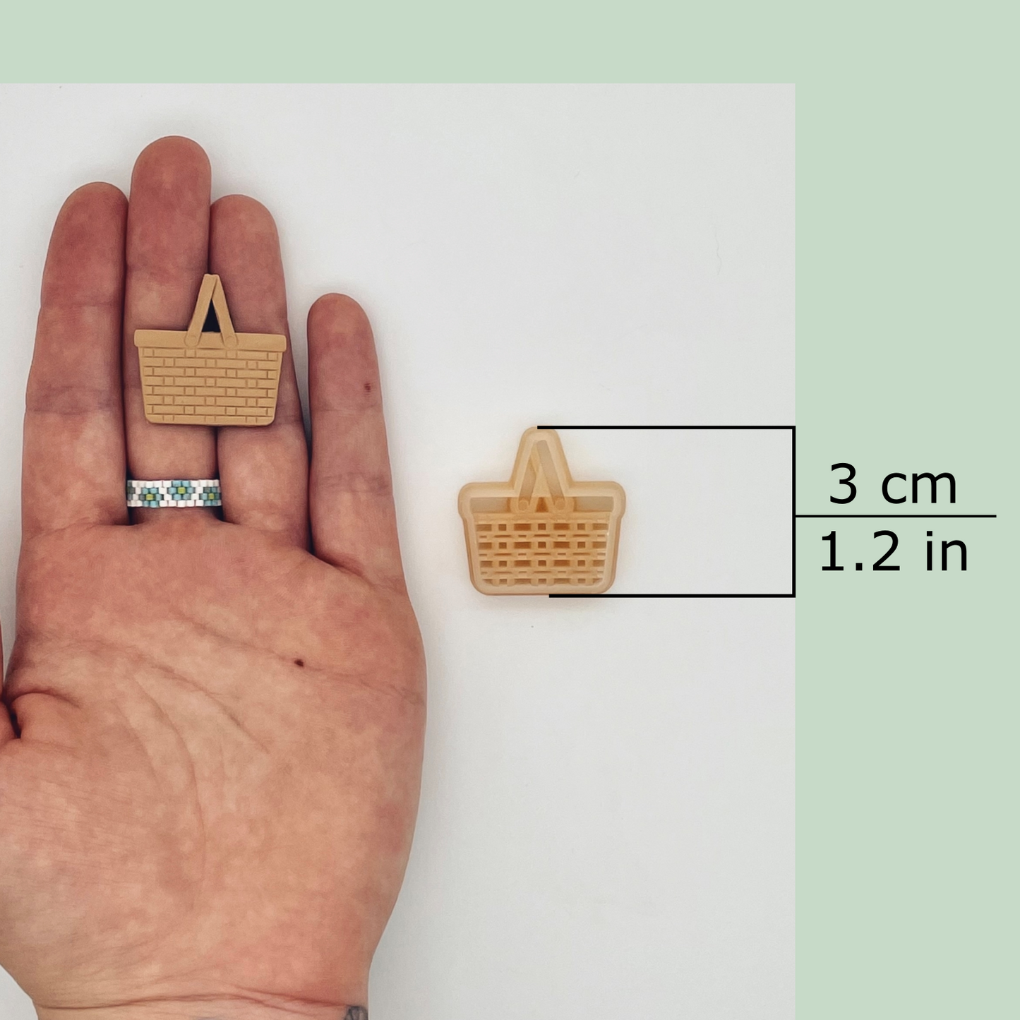 Picnic basket clay cutter available size, 3 centimeters / 1.2 inches