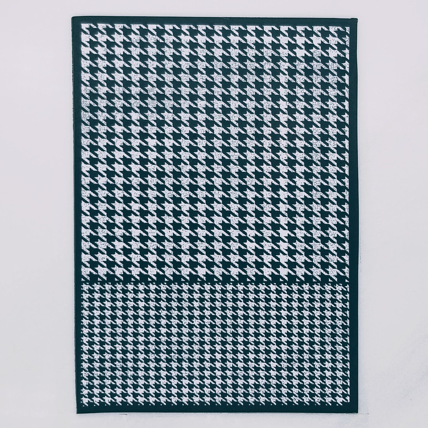 Houndstooth Silk Screen