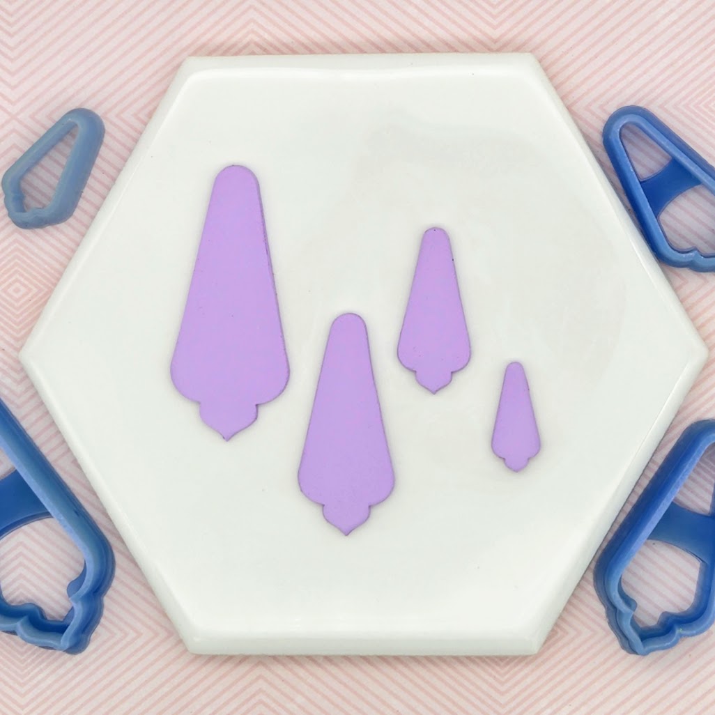 Scalloped Teardrop