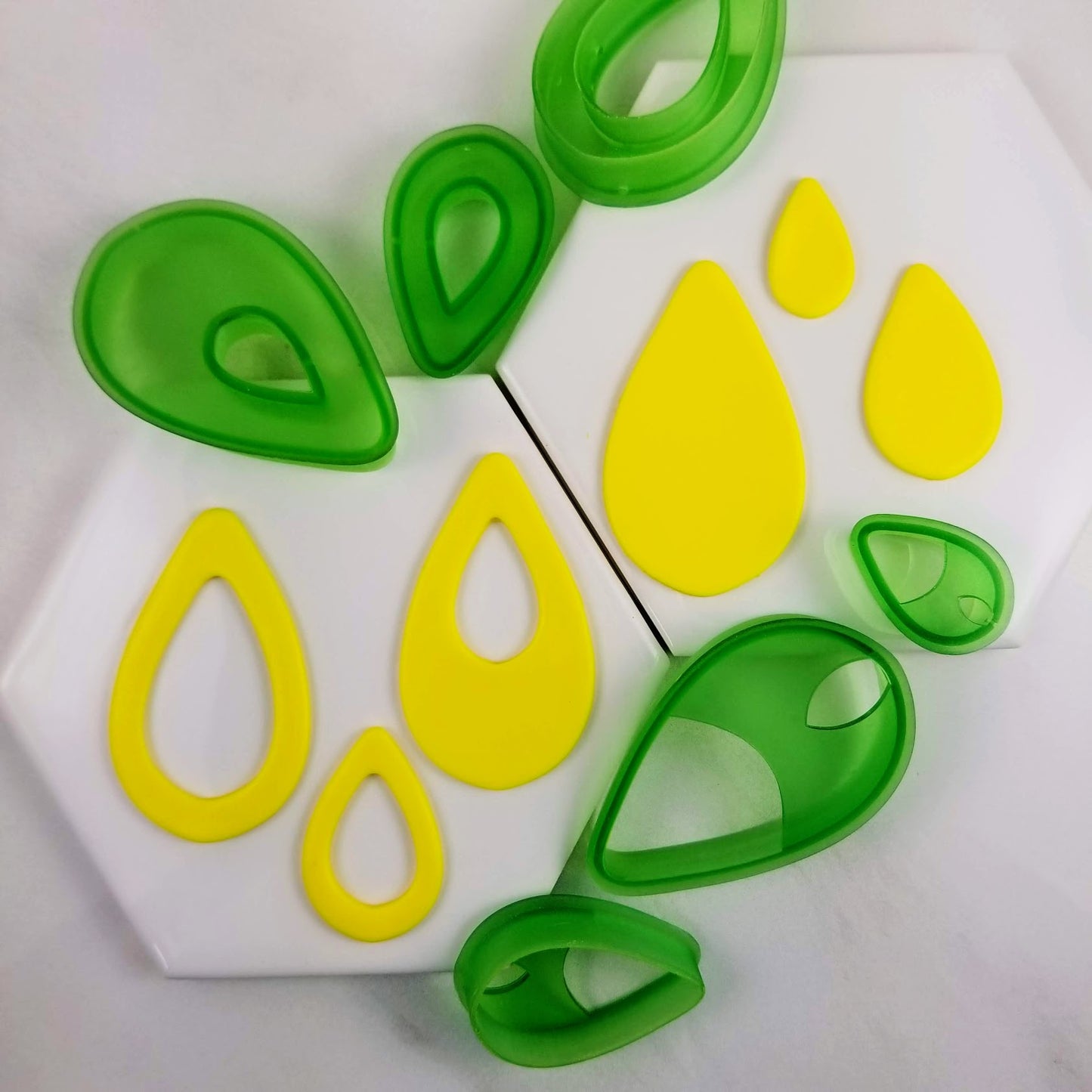 Samantha Teardrop Polymer Clay Cutter