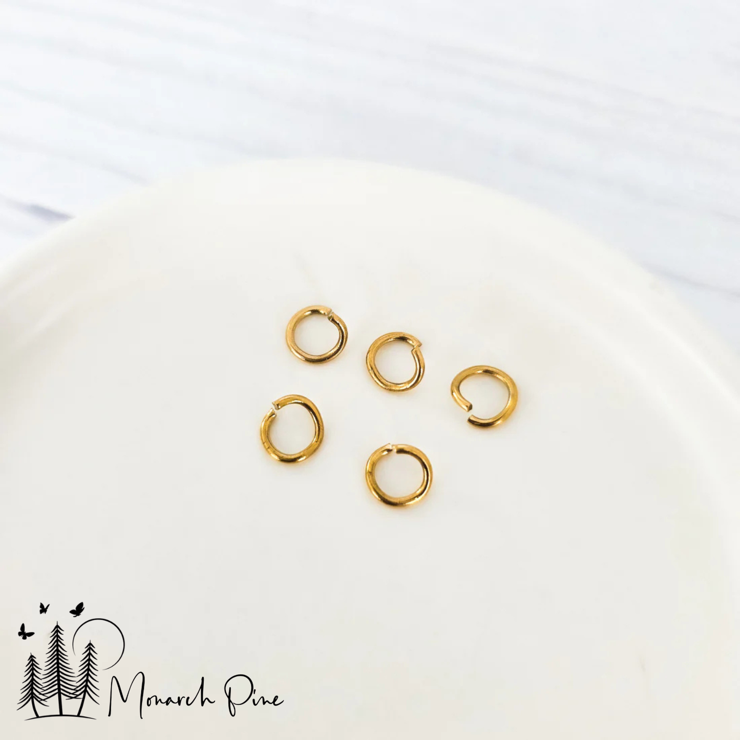 Gold Stainless Steel Jump Rings - Monarch Pine (100 Pieces)