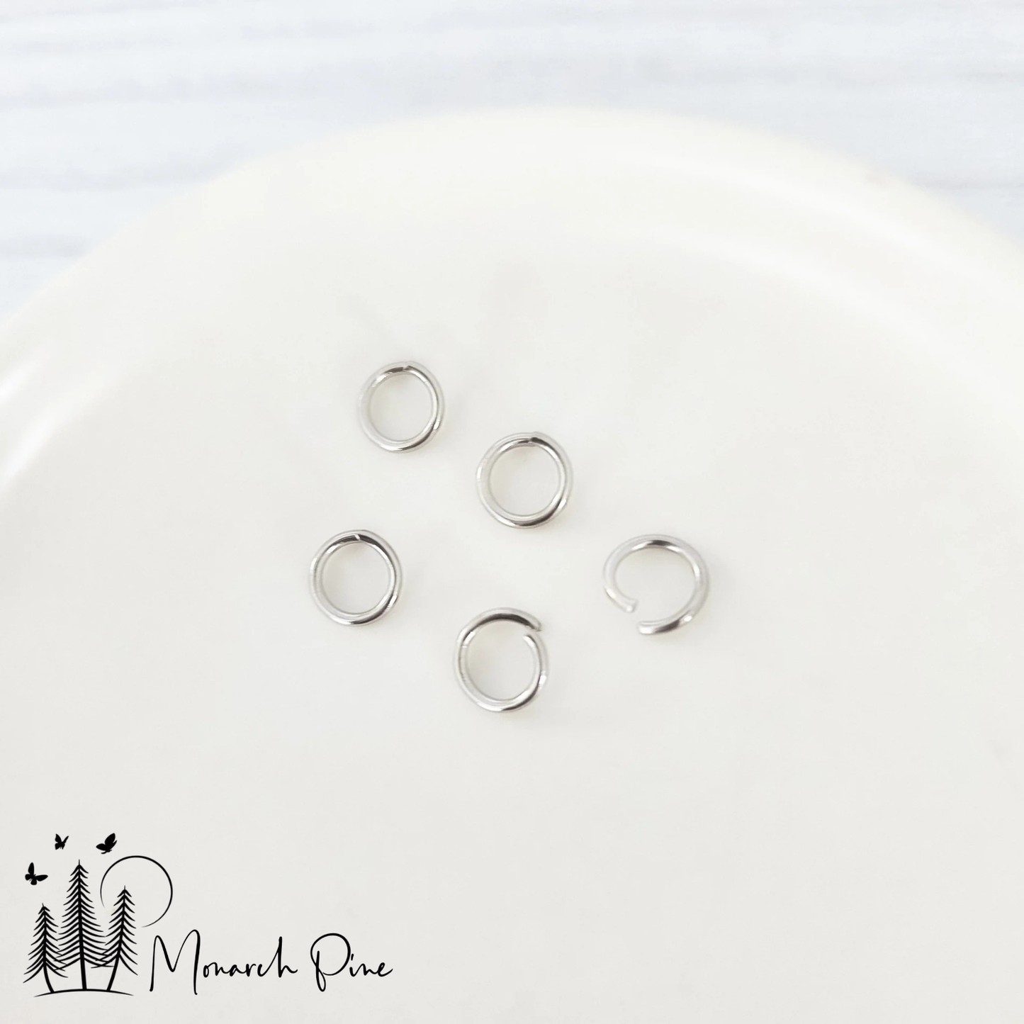 Silver Stainless Steel Jump Rings - Monarch Pine (100 Pieces)
