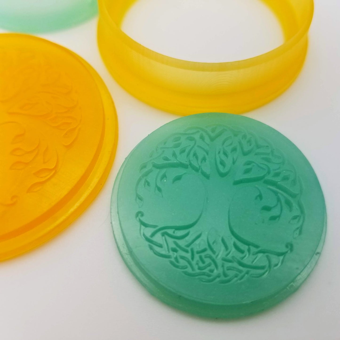 3d printed sharp edge resin celtic tree of life embossing round tile and polymer clay cutter details for jewelry and earring making