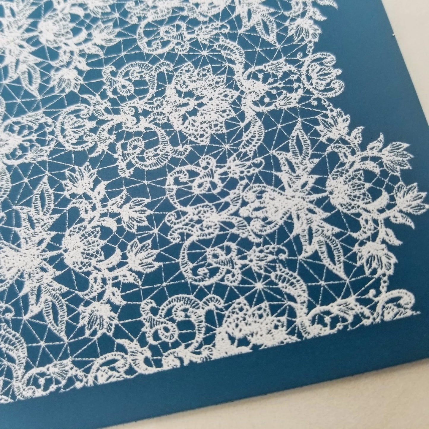French Lace Silk Screen