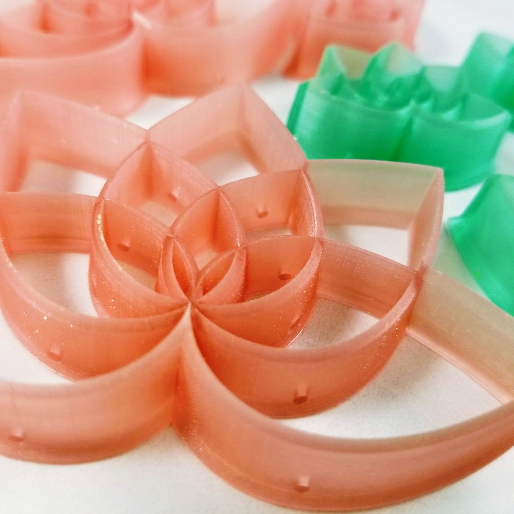 3d printed sharp edge resin lotus polymer clay cutter, for earring and jewelry making