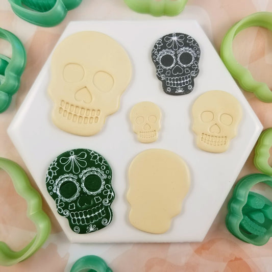 Debossing/embossing and outline skull polymer clay cutters. Great for use with the Sugar Skull silk screen. 