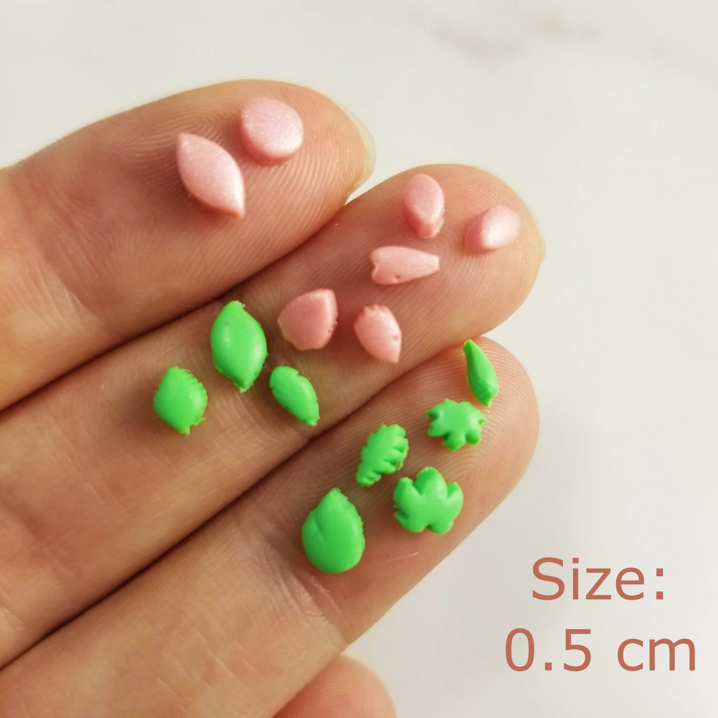 0.5 centimeter size Tiny leaves and flower petals set sample finish product for reference
