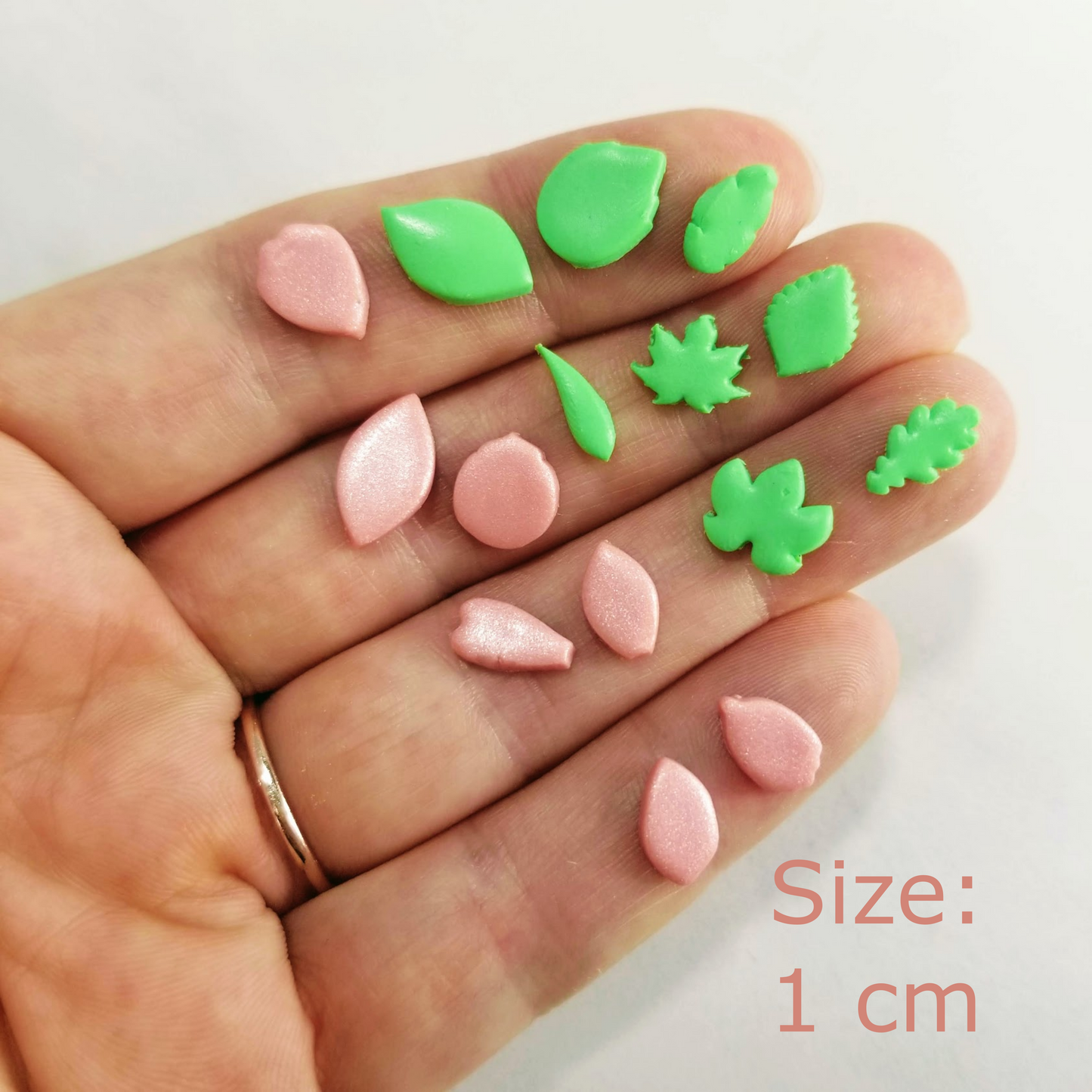 1 centimeter size Tiny leaves and flower petals set sample finish product for reference